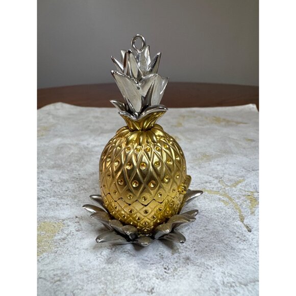 Lexox Williamsburg Pineapple Hinged Trinket Box Ornament - Picture 3 of 8